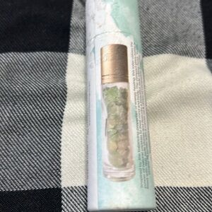 Essential oil Jade Roller NWT